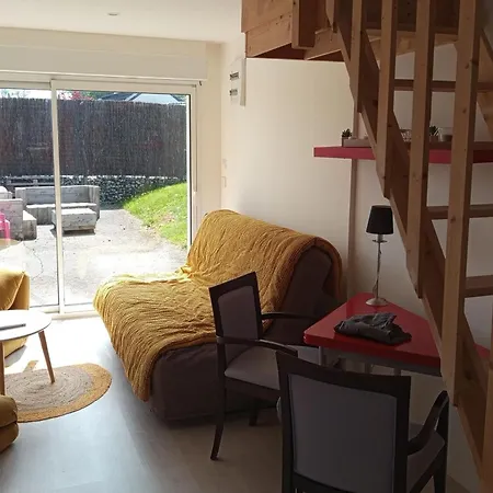 Дом отдыха House With Terrace - Le Clos Des Roses