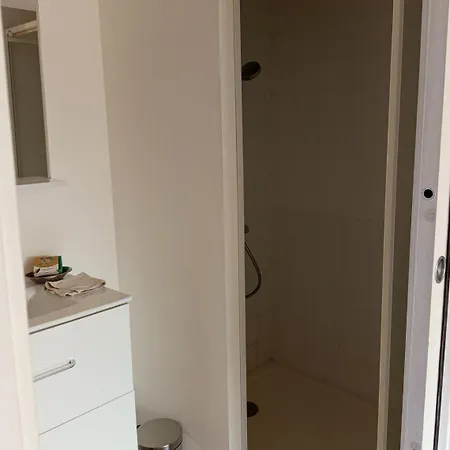 House With Terrace - Le Clos Des Roses *